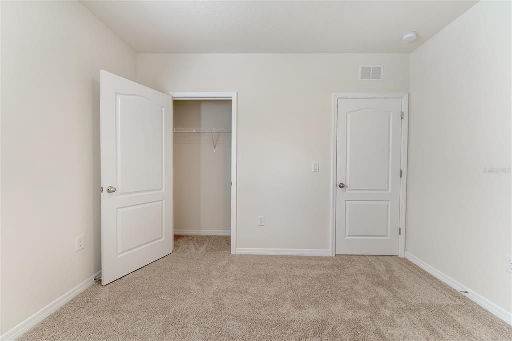 For Rent: $2,100 (3 beds, 2 baths, 1725 Square Feet)