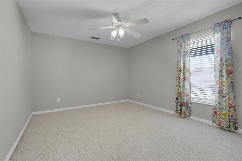 For Rent: $2,600 (3 beds, 2 baths, 2064 Square Feet)