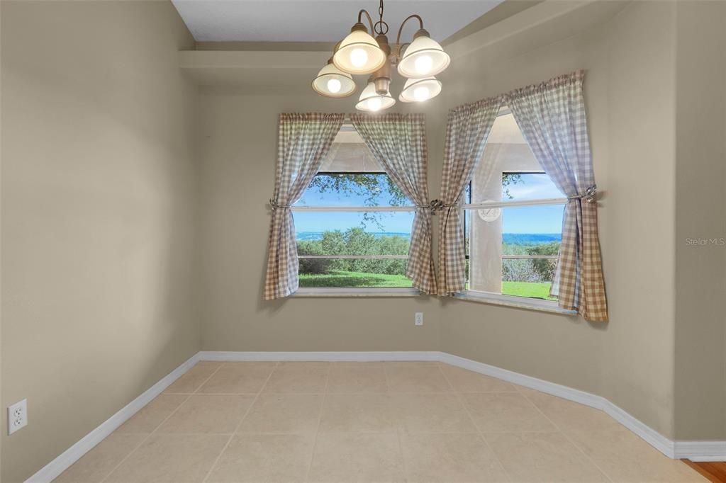 For Rent: $2,600 (3 beds, 2 baths, 2064 Square Feet)