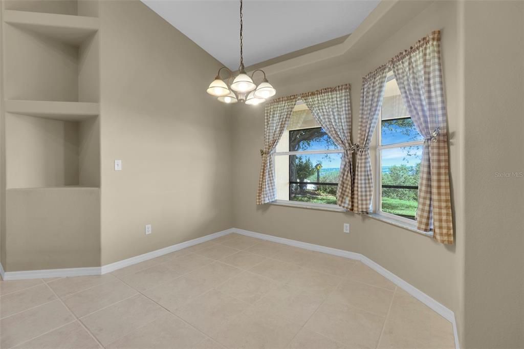 For Rent: $2,600 (3 beds, 2 baths, 2064 Square Feet)