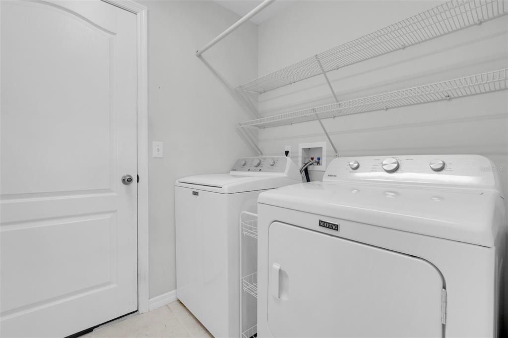 For Rent: $2,600 (3 beds, 2 baths, 2064 Square Feet)