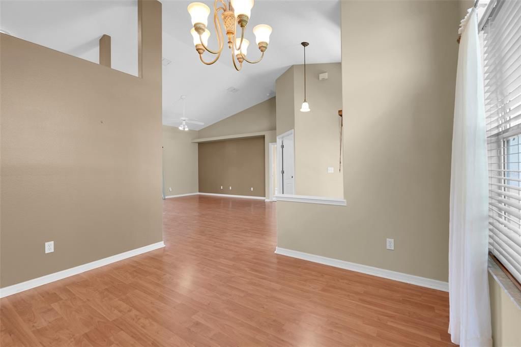 For Rent: $2,600 (3 beds, 2 baths, 2064 Square Feet)