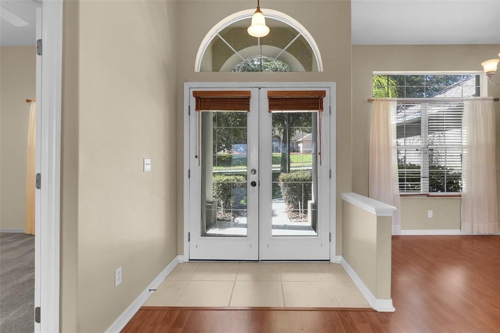 For Rent: $2,600 (3 beds, 2 baths, 2064 Square Feet)