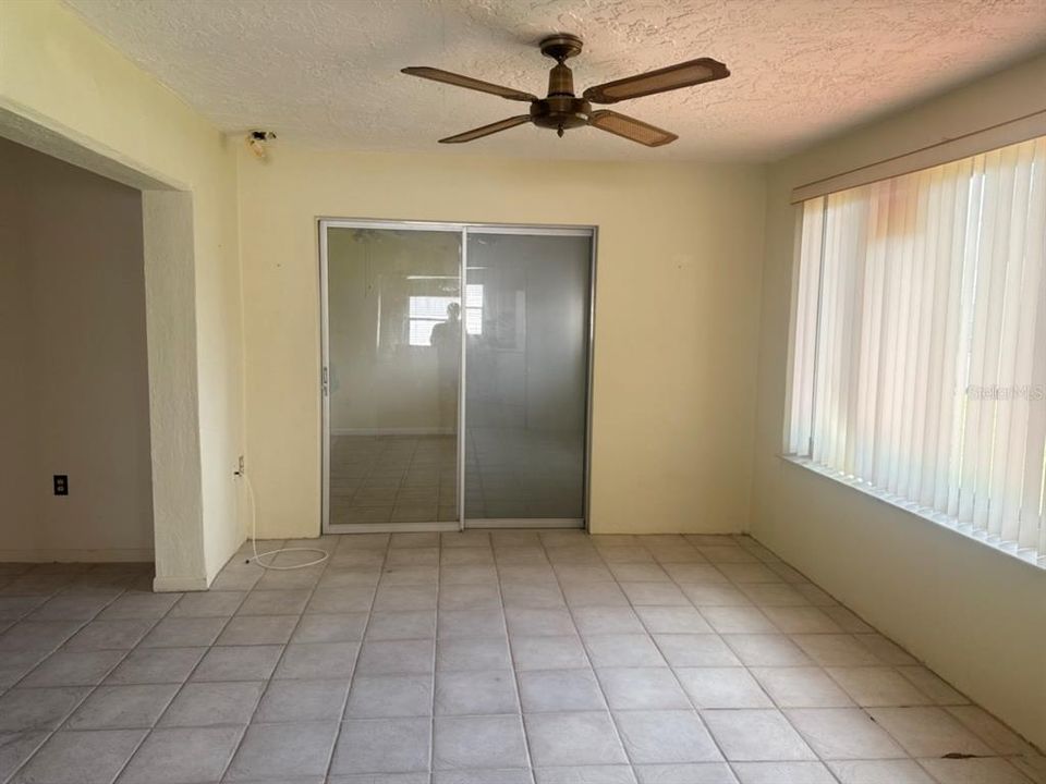 For Sale: $133,000 (2 beds, 2 baths, 1440 Square Feet)