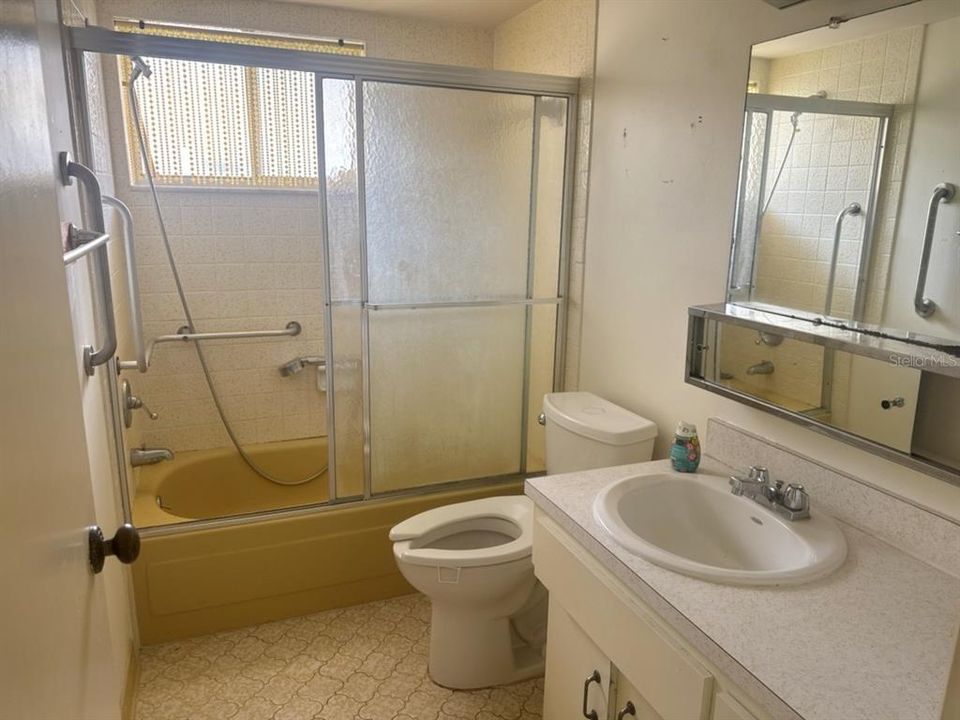 For Sale: $133,000 (2 beds, 2 baths, 1440 Square Feet)