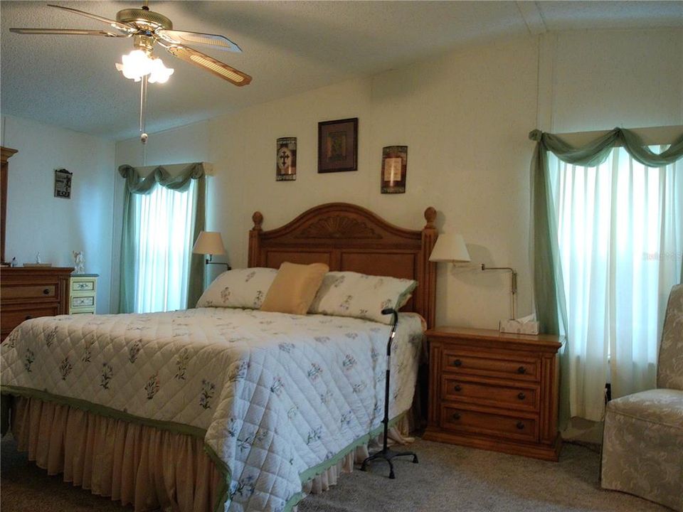 En Venta: $220,000 (2 camas, 2 baños, 1200 Pies cuadrados)