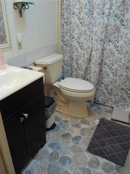 En Venta: $220,000 (2 camas, 2 baños, 1200 Pies cuadrados)