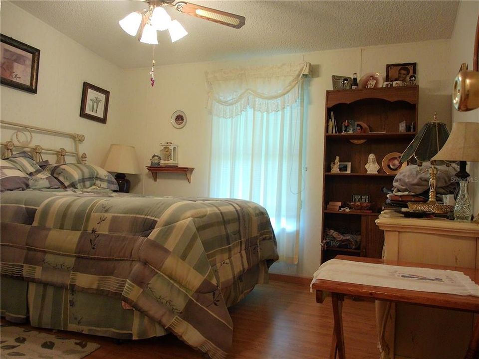 En Venta: $220,000 (2 camas, 2 baños, 1200 Pies cuadrados)