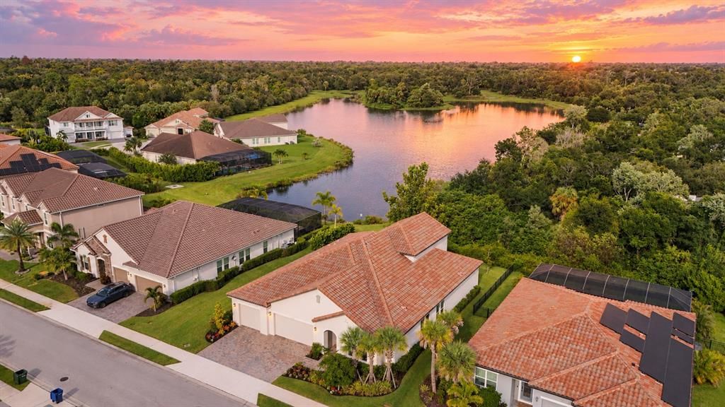 На продажу: $925,000 (5 спален, 4 ванн, 4056 Квадратных фут)
