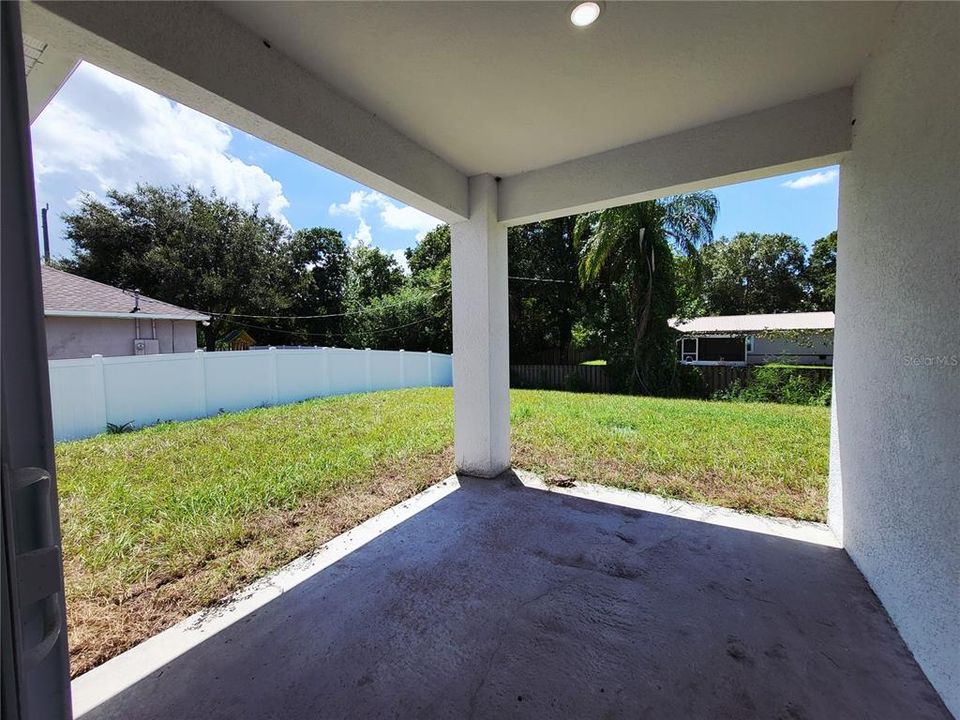 For Rent: $2,249 (3 beds, 2 baths, 1681 Square Feet)