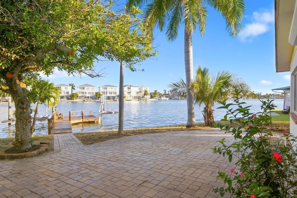 For Sale: $699,000 (0.16 acres)
