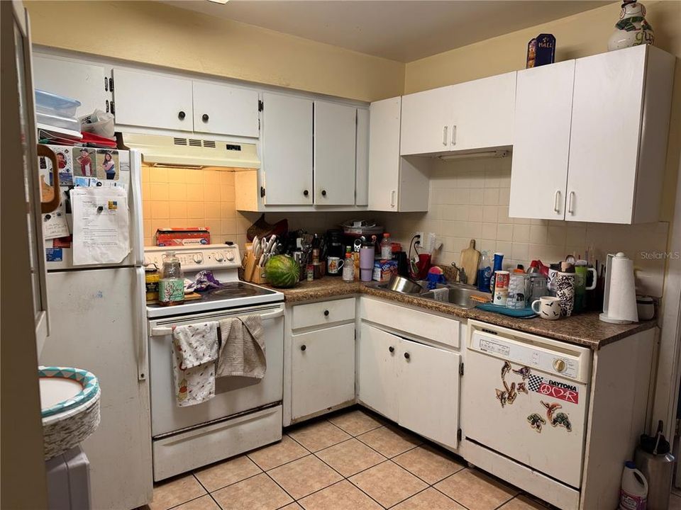 En Venta: $415,000 (6 camas, 0 baños, 1588 Pies cuadrados)
