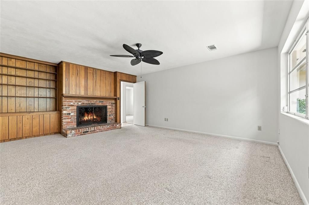 For Sale: $440,000 (4 beds, 2 baths, 2628 Square Feet)