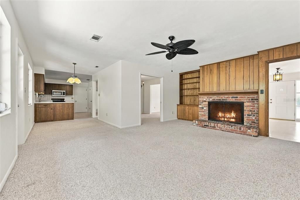 For Sale: $440,000 (4 beds, 2 baths, 2628 Square Feet)