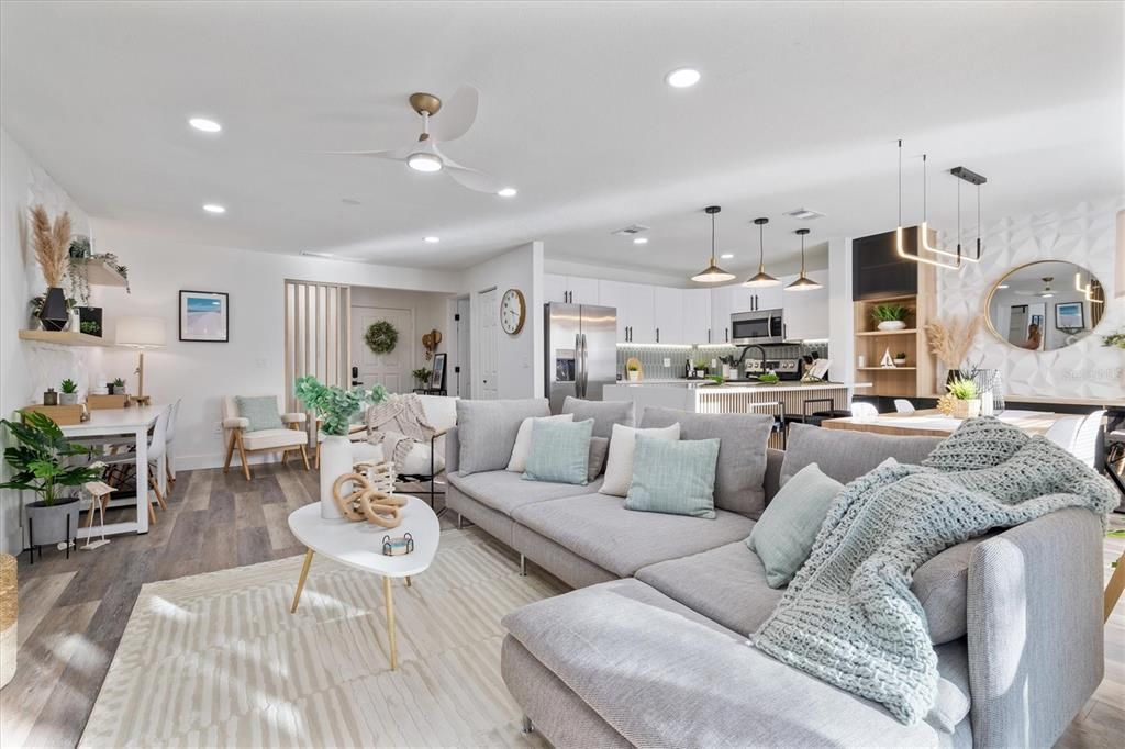 For Sale: $249,900 (3 beds, 2 baths, 1244 Square Feet)
