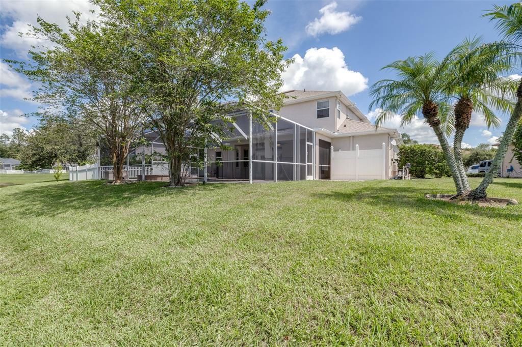 For Sale: $675,000 (5 beds, 3 baths, 2879 Square Feet)