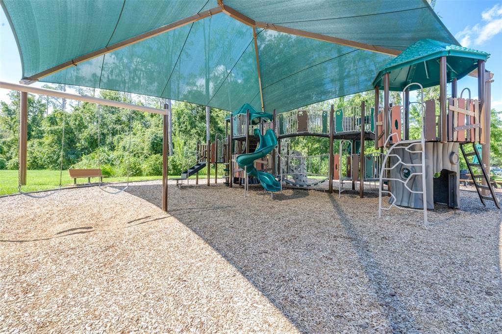 For Sale: $675,000 (5 beds, 3 baths, 2879 Square Feet)