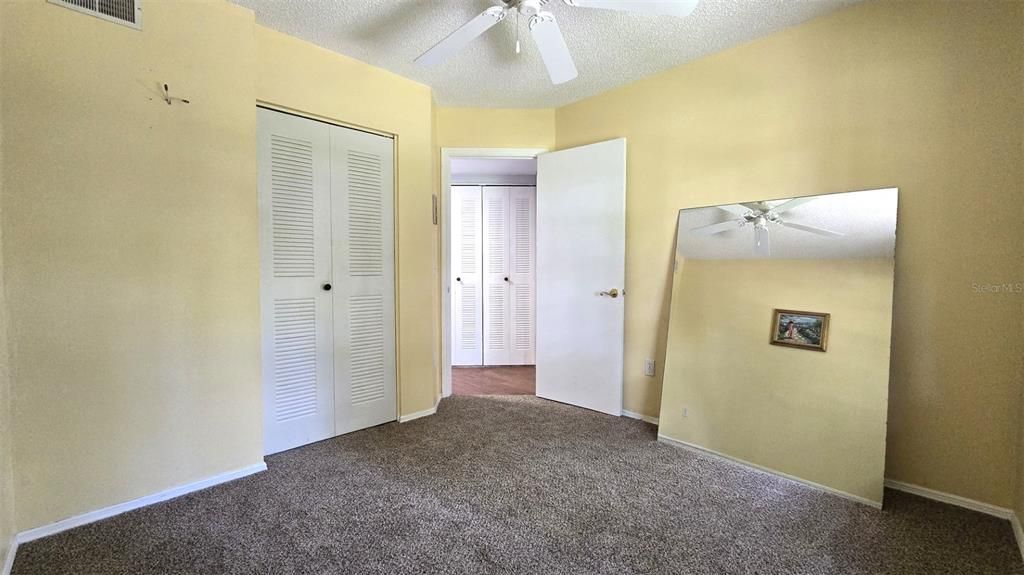 For Sale: $125,000 (2 beds, 2 baths, 840 Square Feet)