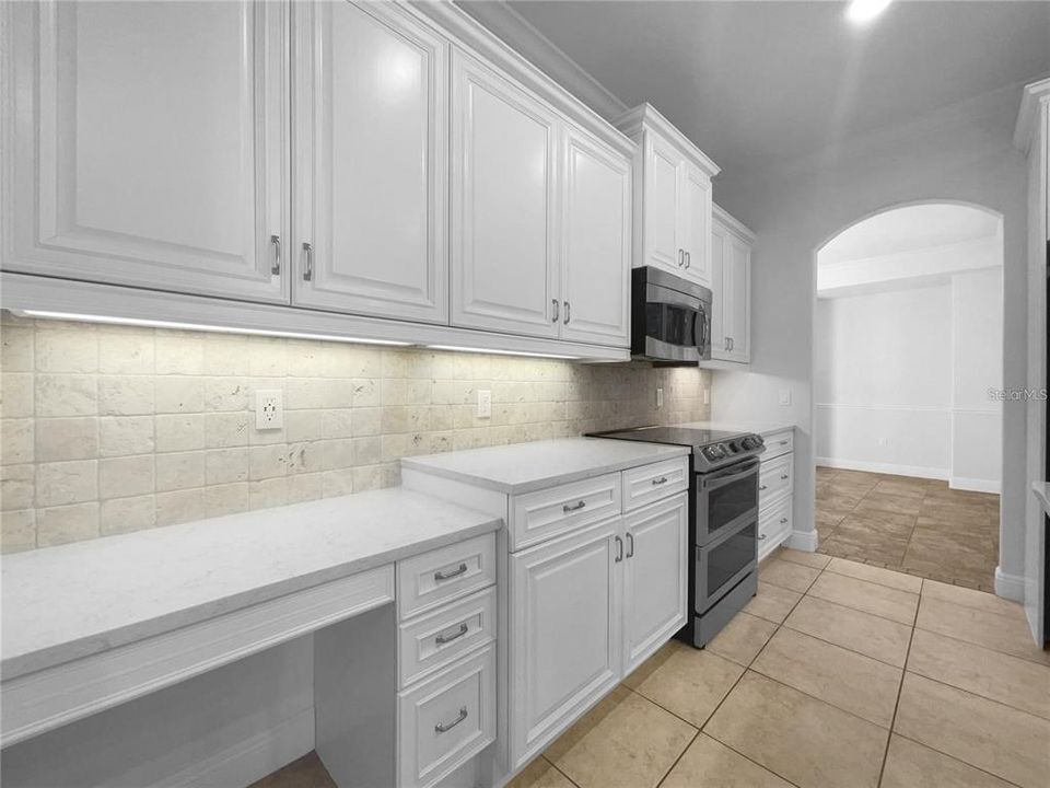En Renta: $4,950 (5 camas, 3 baños, 2970 Pies cuadrados)