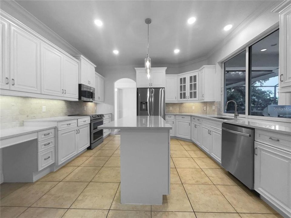 En Renta: $4,950 (5 camas, 3 baños, 2970 Pies cuadrados)