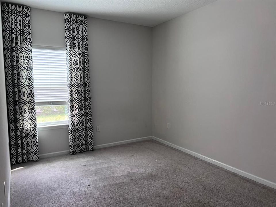 For Rent: $2,300 (3 beds, 2 baths, 2141 Square Feet)