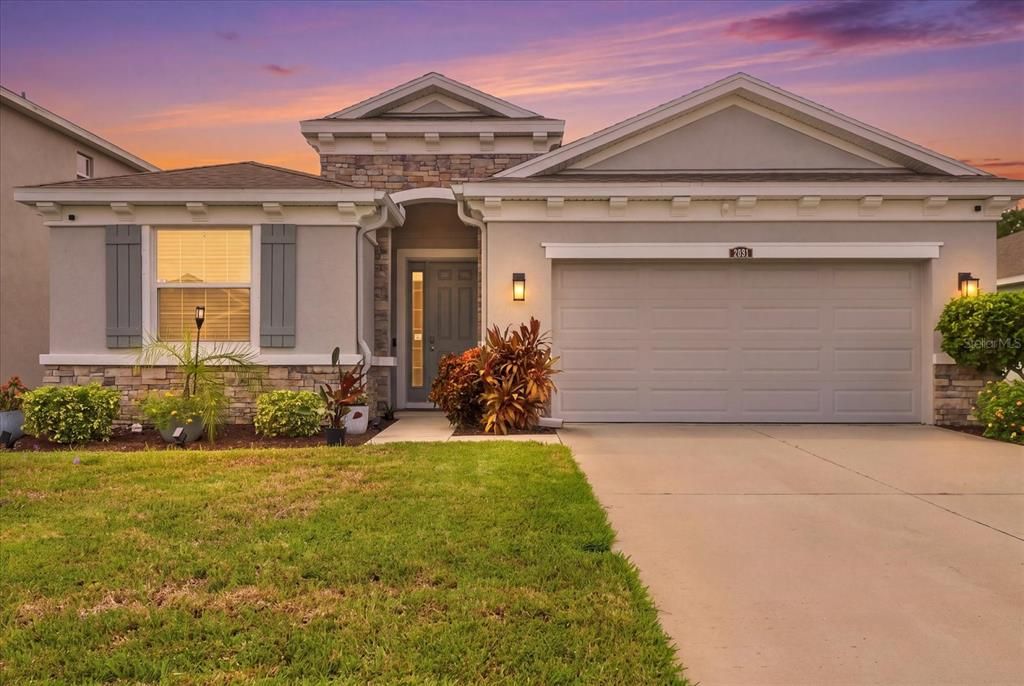 На продажу: $459,900 (4 спален, 2 ванн, 2041 Квадратных фут)