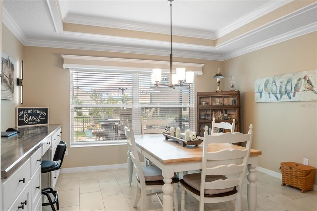 En Venta: $649,900 (3 camas, 2 baños, 2119 Pies cuadrados)