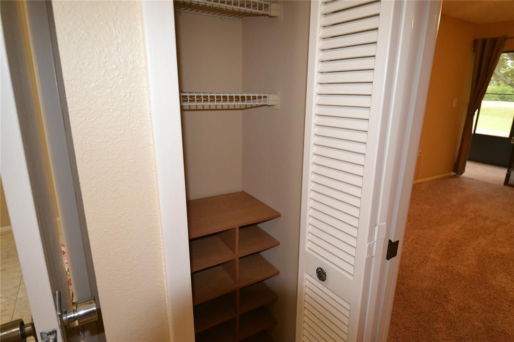 В аренду: $2,450 (2 спален, 2 ванн, 1380 Квадратных фут)
