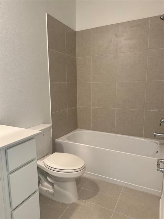 En Renta: $1,690 (3 camas, 2 baños, 1768 Pies cuadrados)