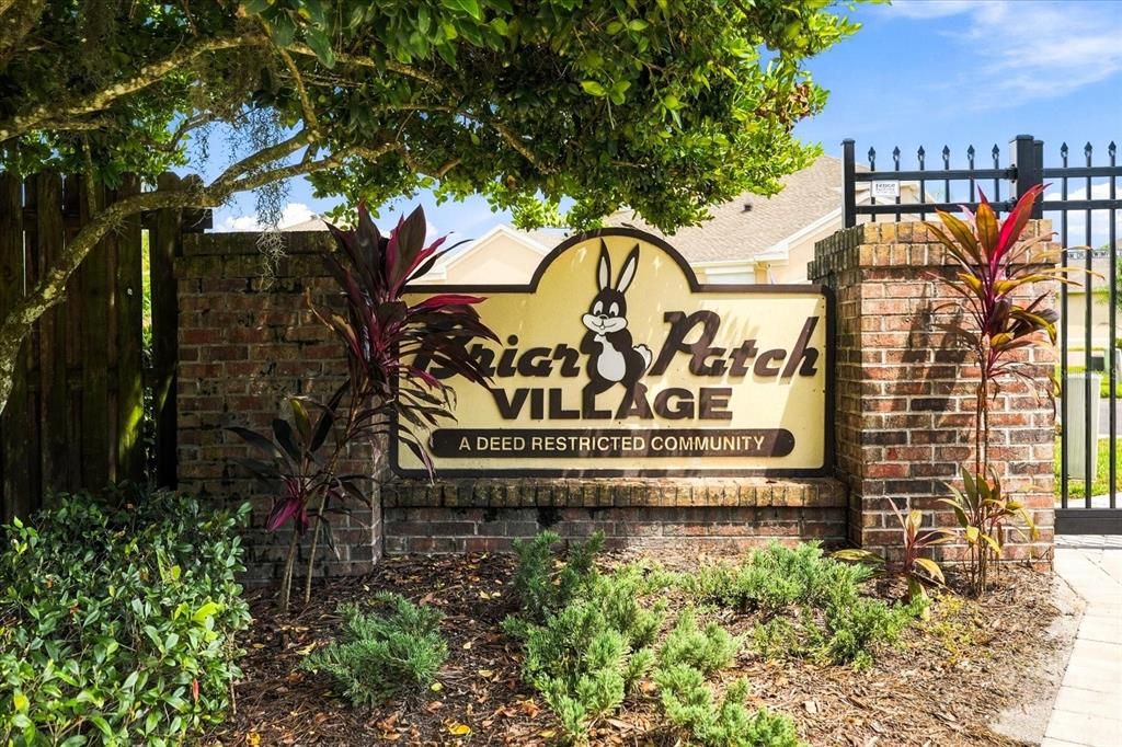 For Sale: $317,000 (2 beds, 2 baths, 1284 Square Feet)