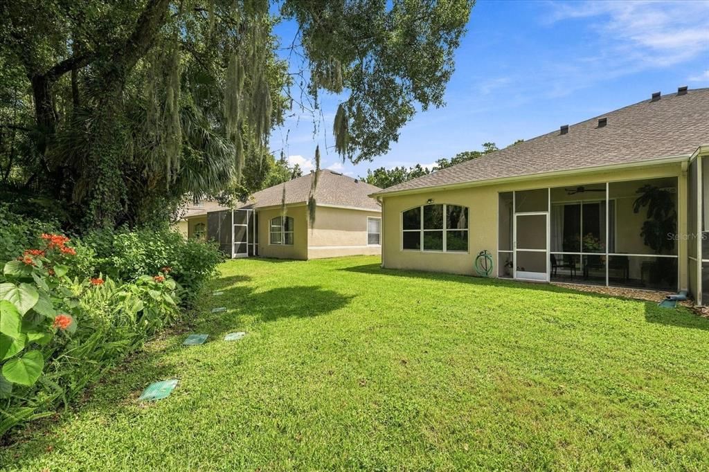 For Sale: $317,000 (2 beds, 2 baths, 1284 Square Feet)