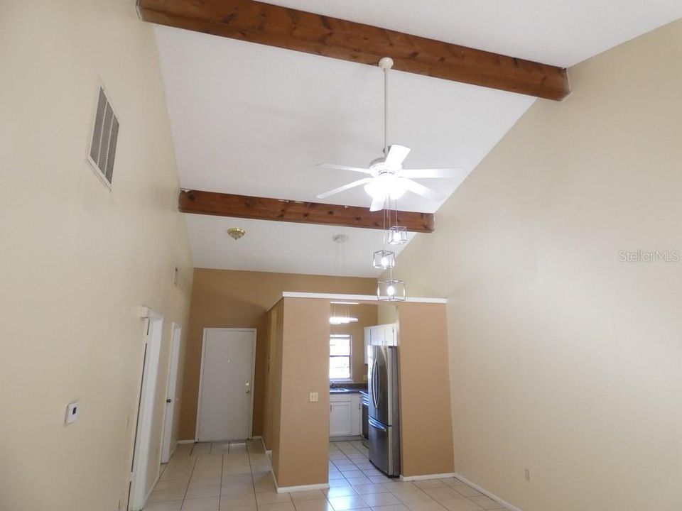 En Venta: $229,000 (2 camas, 1 baños, 904 Pies cuadrados)