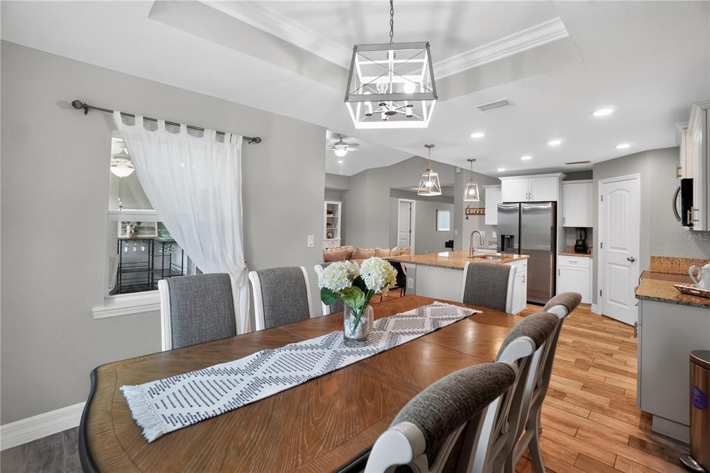 For Sale: $359,900 (3 beds, 2 baths, 1607 Square Feet)