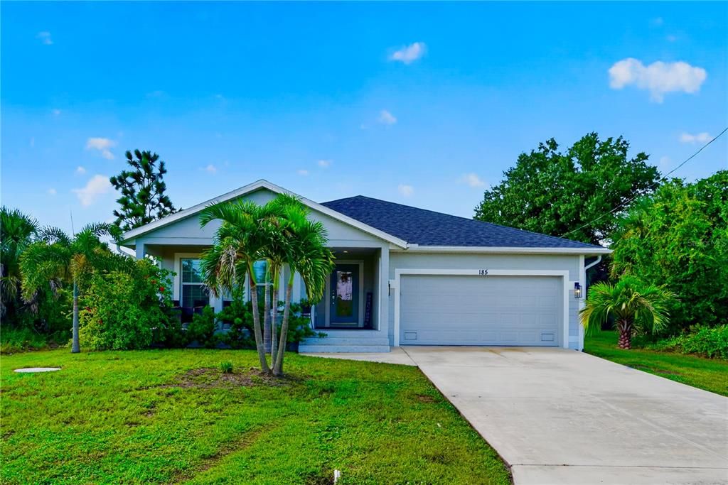 For Sale: $359,900 (3 beds, 2 baths, 1607 Square Feet)