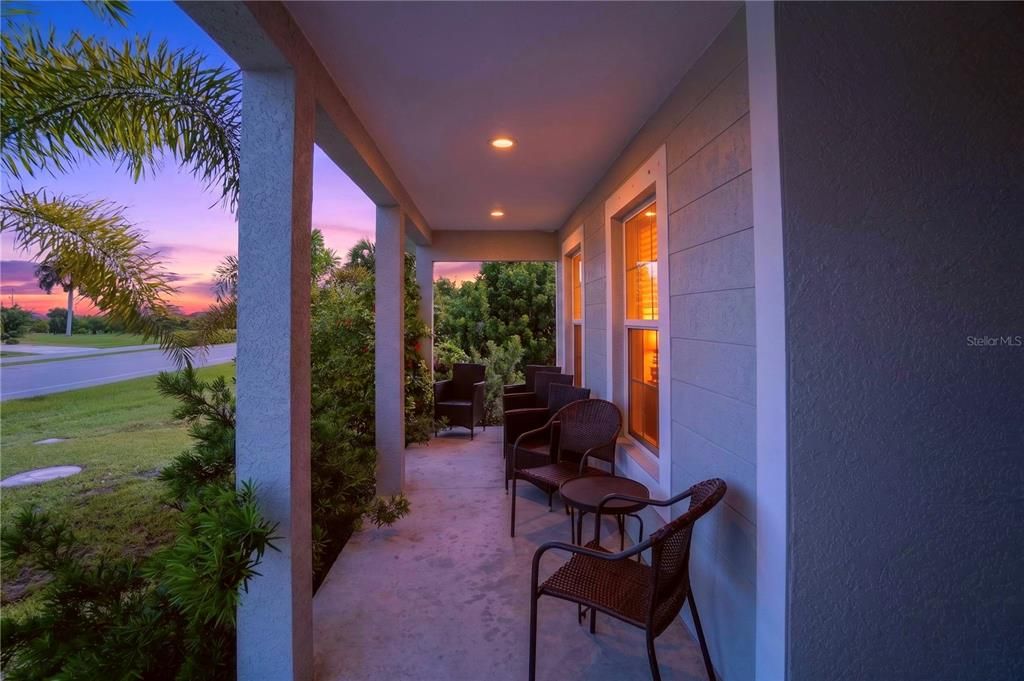 For Sale: $359,900 (3 beds, 2 baths, 1607 Square Feet)