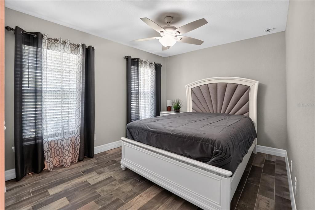 For Sale: $359,900 (3 beds, 2 baths, 1607 Square Feet)