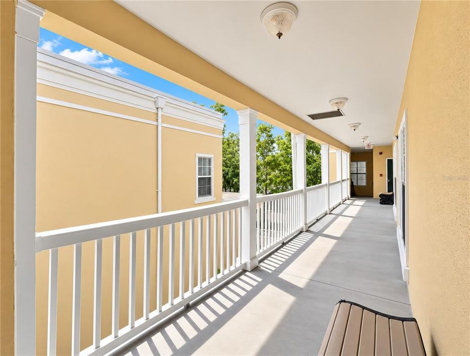 En Venta: $439,900 (2 camas, 2 baños, 1211 Pies cuadrados)