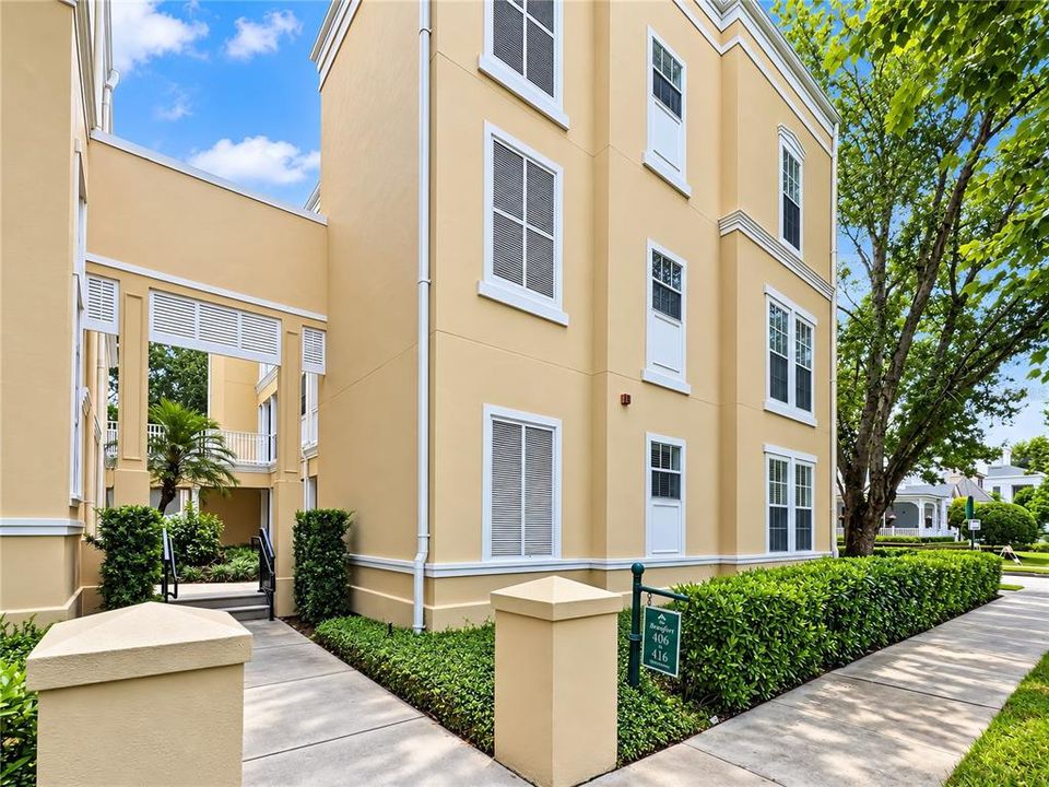 En Venta: $439,900 (2 camas, 2 baños, 1211 Pies cuadrados)