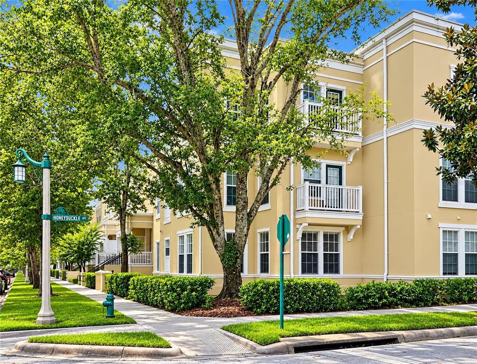En Venta: $439,900 (2 camas, 2 baños, 1211 Pies cuadrados)