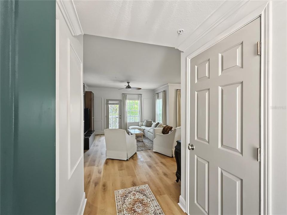 En Venta: $439,900 (2 camas, 2 baños, 1211 Pies cuadrados)