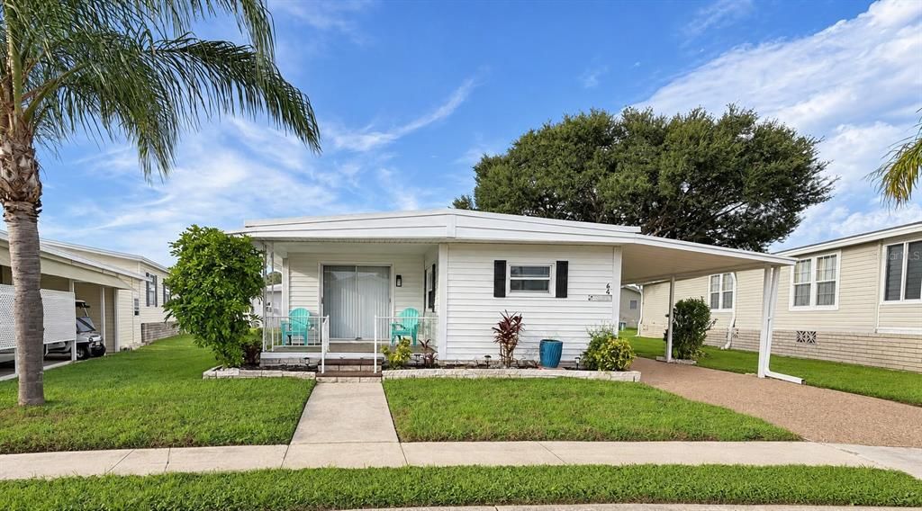 For Sale: $159,900 (2 beds, 2 baths, 960 Square Feet)