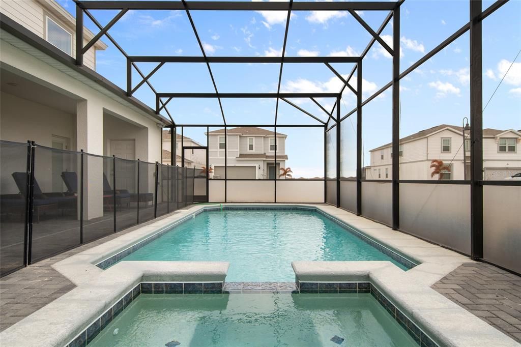 En Venta: $929,900 (10 camas, 8 baños, 4399 Pies cuadrados)