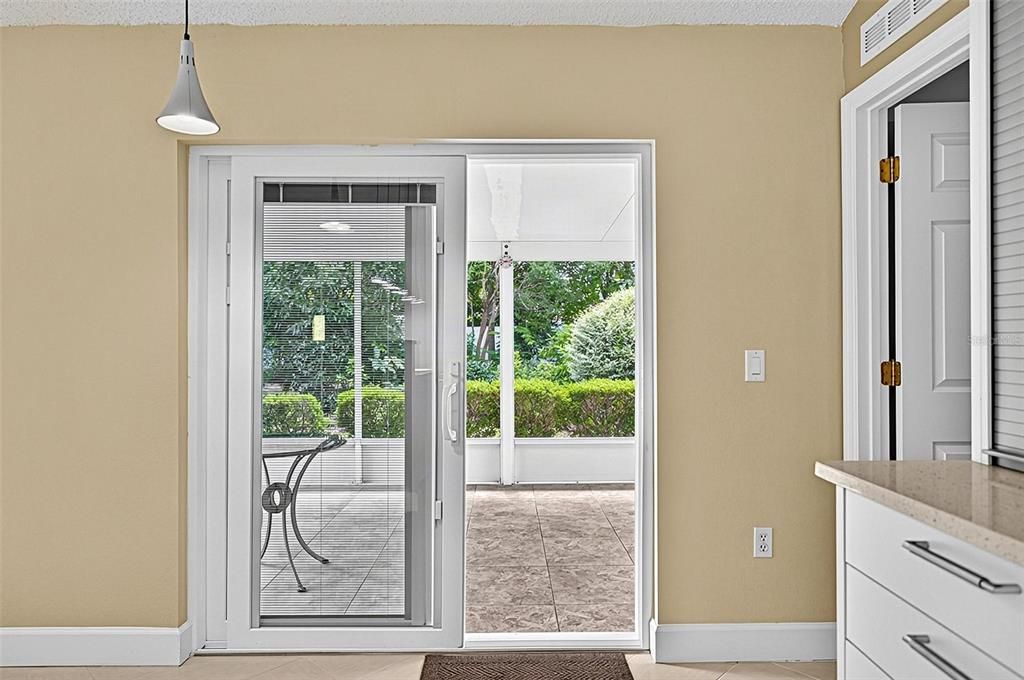 For Sale: $299,900 (3 beds, 2 baths, 1591 Square Feet)