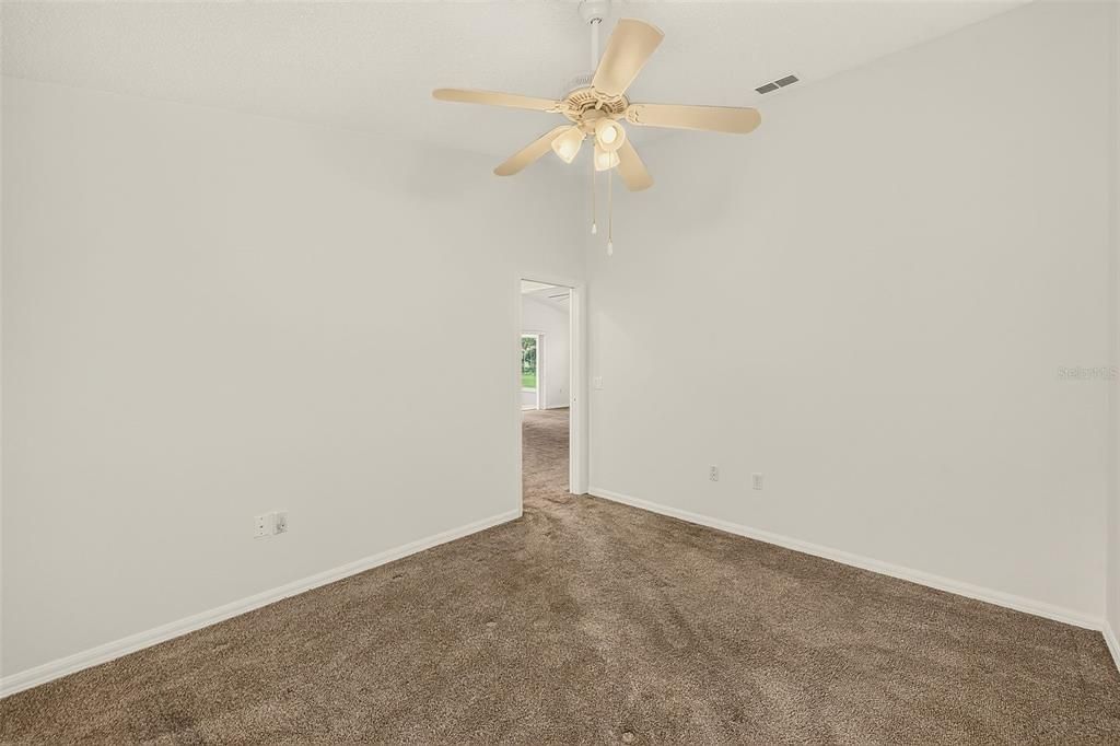 For Sale: $235,000 (2 beds, 2 baths, 1260 Square Feet)