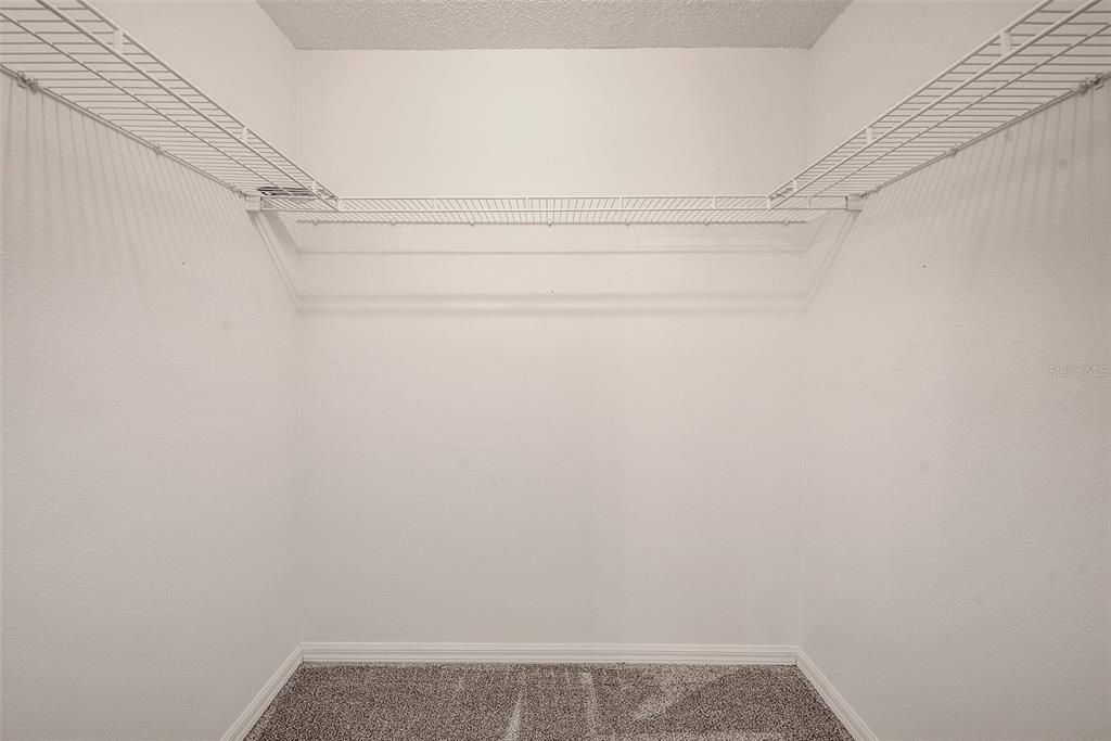 For Sale: $235,000 (2 beds, 2 baths, 1260 Square Feet)