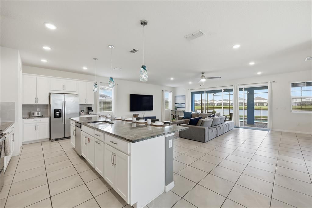 En Venta: $999,995 (9 camas, 6 baños, 4363 Pies cuadrados)