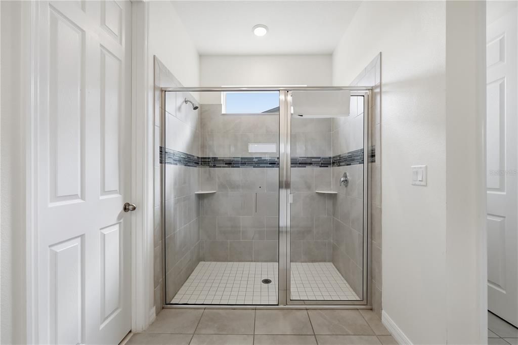En Venta: $999,995 (9 camas, 6 baños, 4363 Pies cuadrados)