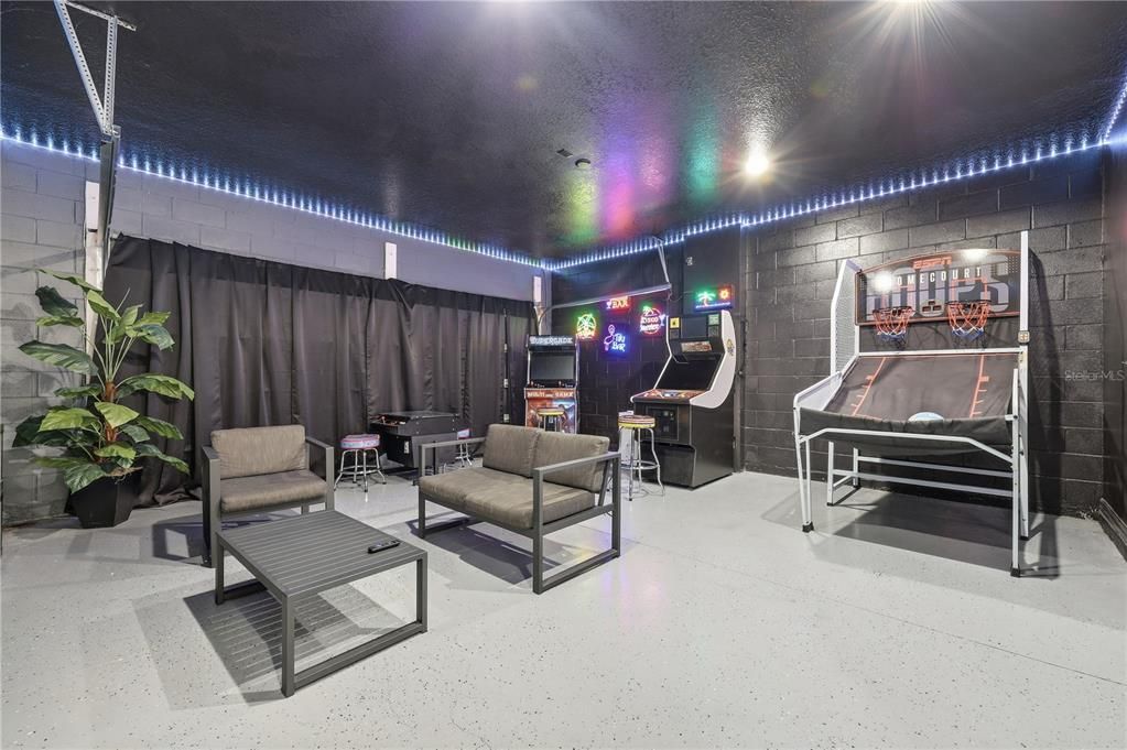 En Venta: $999,995 (9 camas, 6 baños, 4363 Pies cuadrados)