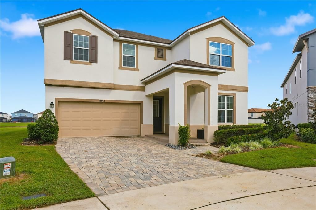 En Venta: $999,995 (9 camas, 6 baños, 4363 Pies cuadrados)