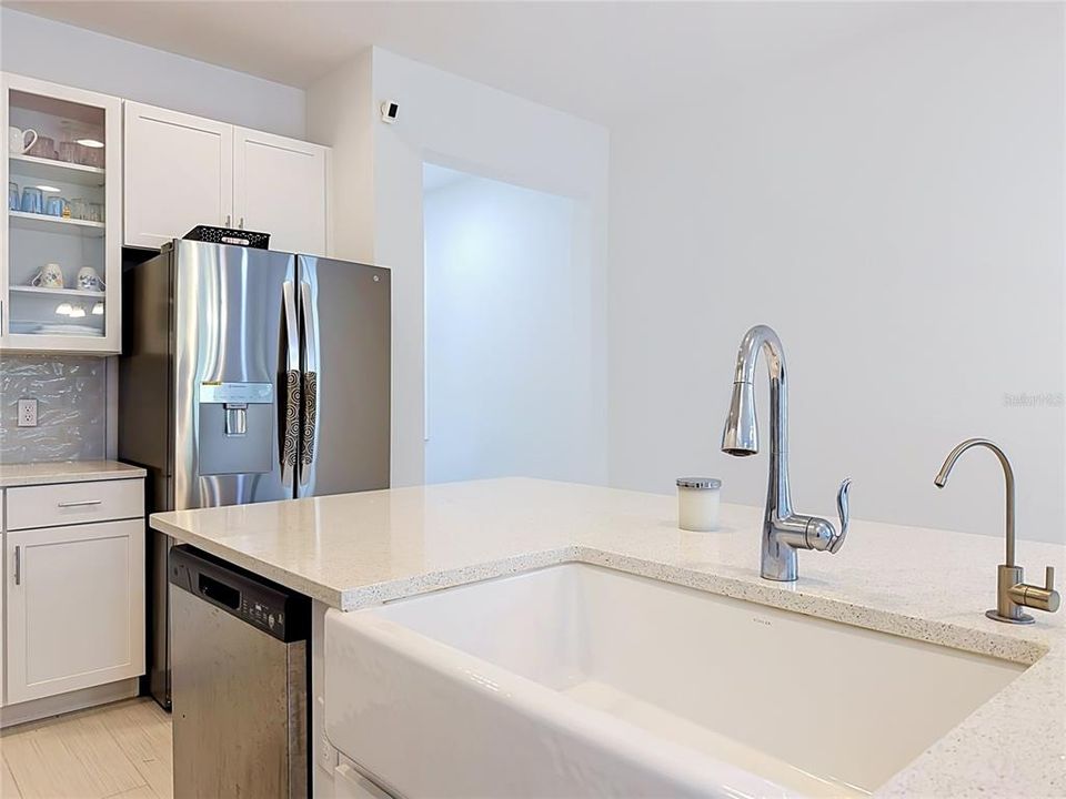 For Sale: $444,000 (3 beds, 2 baths, 1663 Square Feet)